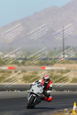 media/May-26-2024-TrackXperience (Sun) [[9b53715927]]/3-Level 2/Session 2 (Turn 11)/